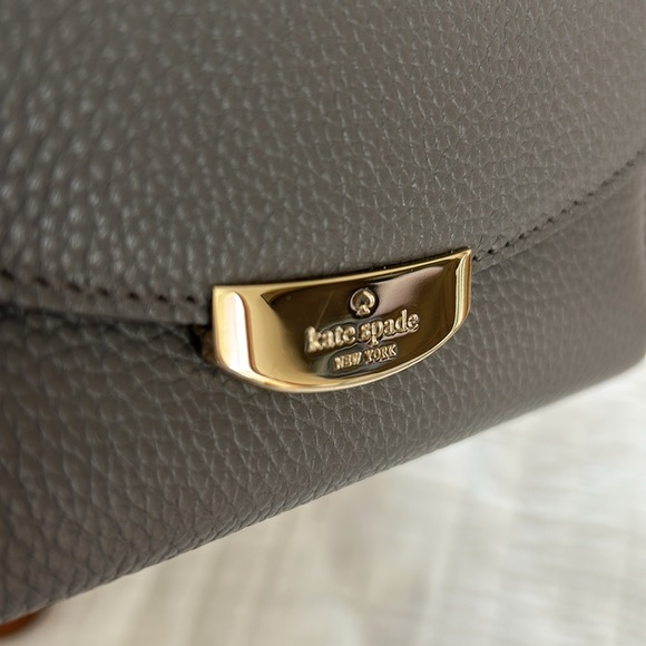 Kate Spade medium wallet. - Picture 4 of 4